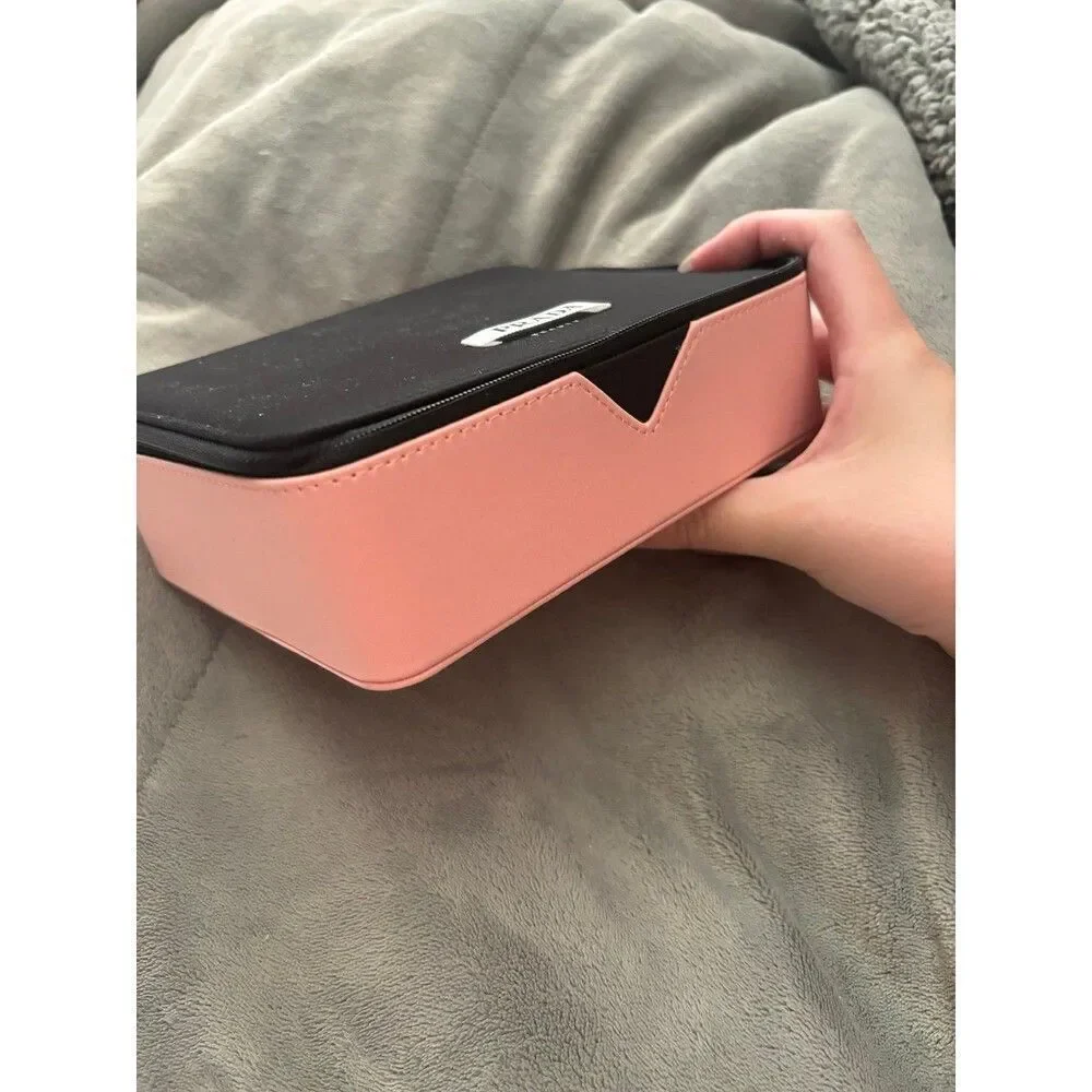 Prada makeup/jewelry case - Picture 3 of 6